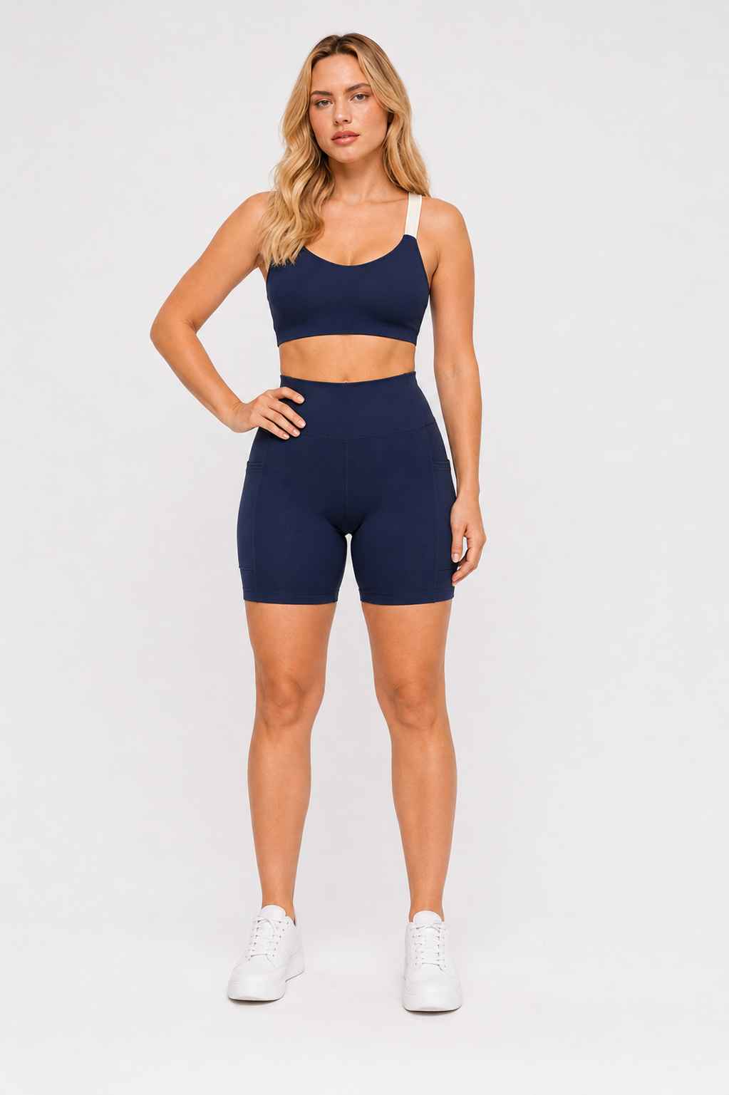 Conjunto Cadência Marinho – Top Alça Larga + Short com Bolso