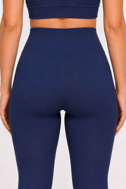 Conjunto Avante Marinho – Legging Cintura Alta + Top Nadador