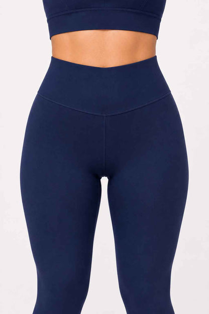 Conjunto Avante Marinho – Legging Cintura Alta + Top Nadador
