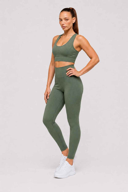 Conjunto Avante