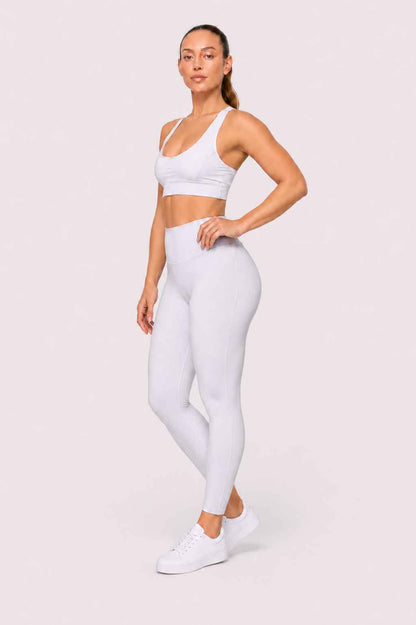 Conjunto Avante Off White – Legging Cintura Alta + Top Nadador