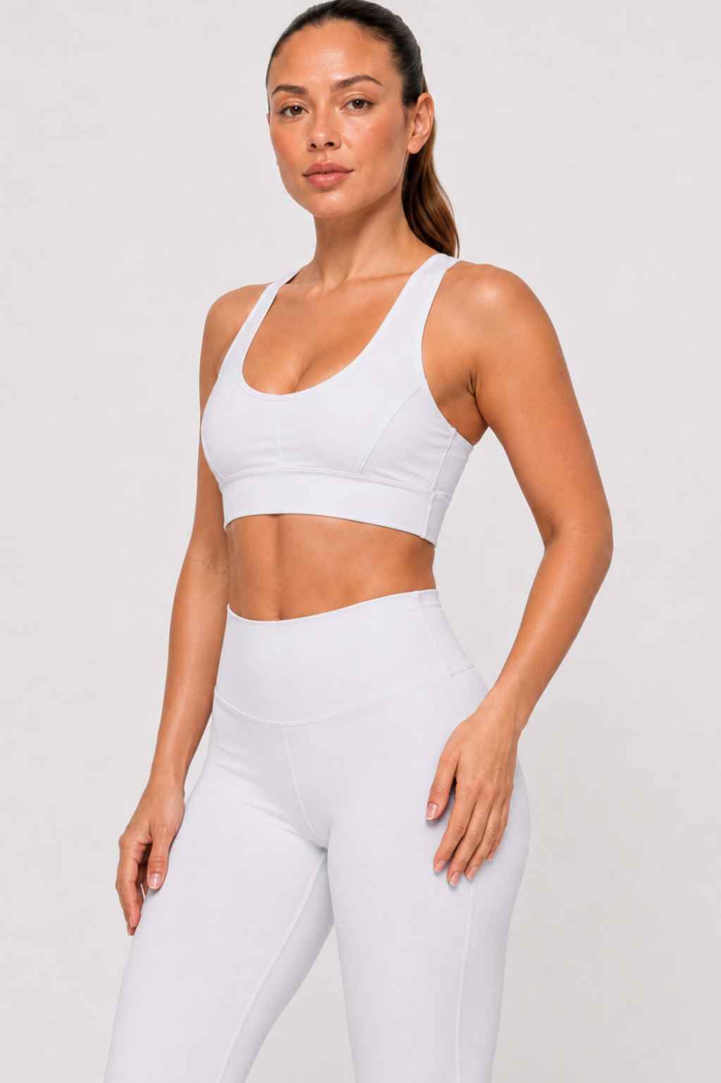 Conjunto Avante Off White – Legging Cintura Alta + Top Nadador