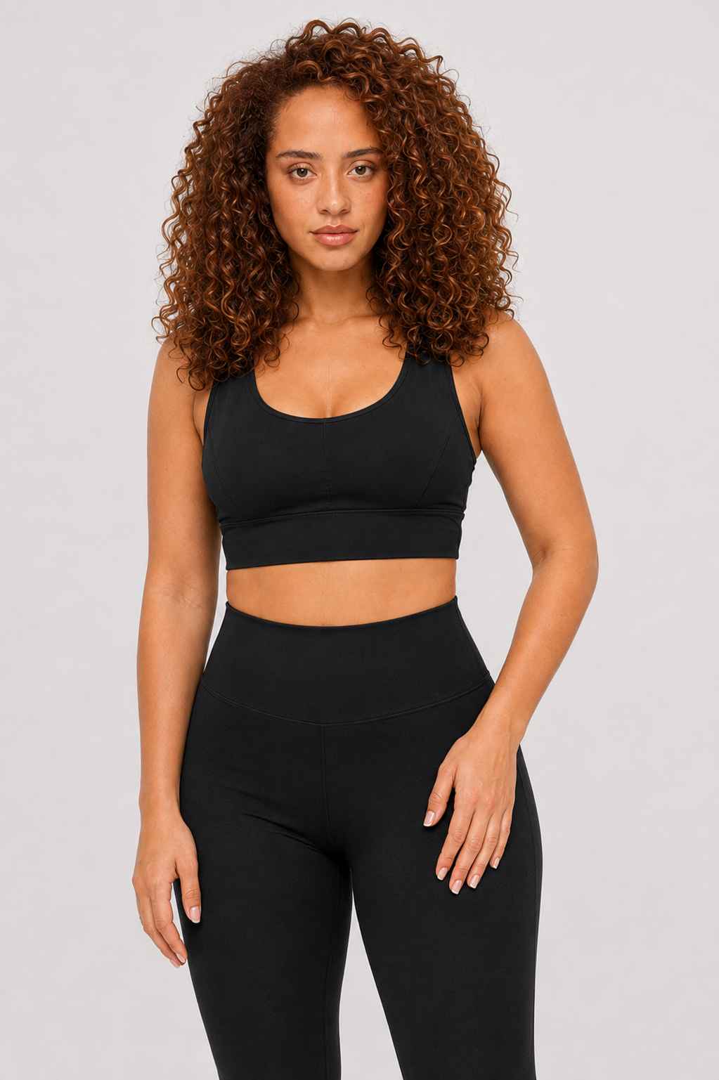 Conjunto Avante Preto – Legging Cintura Alta + Top Nadador