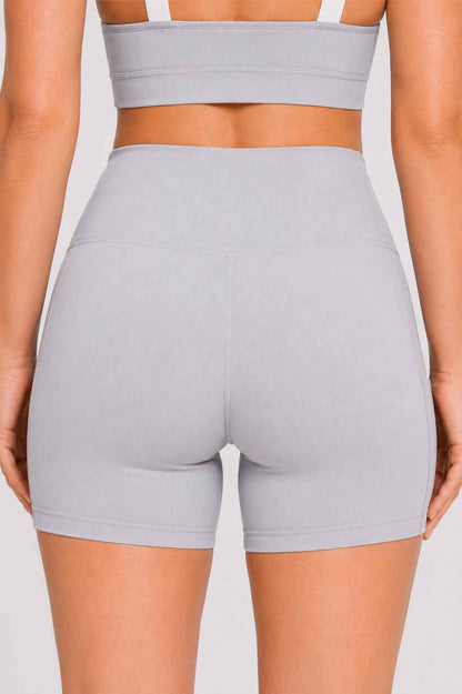 Conjunto Cadência Cinza – Top Alça Larga + Short com Bolso