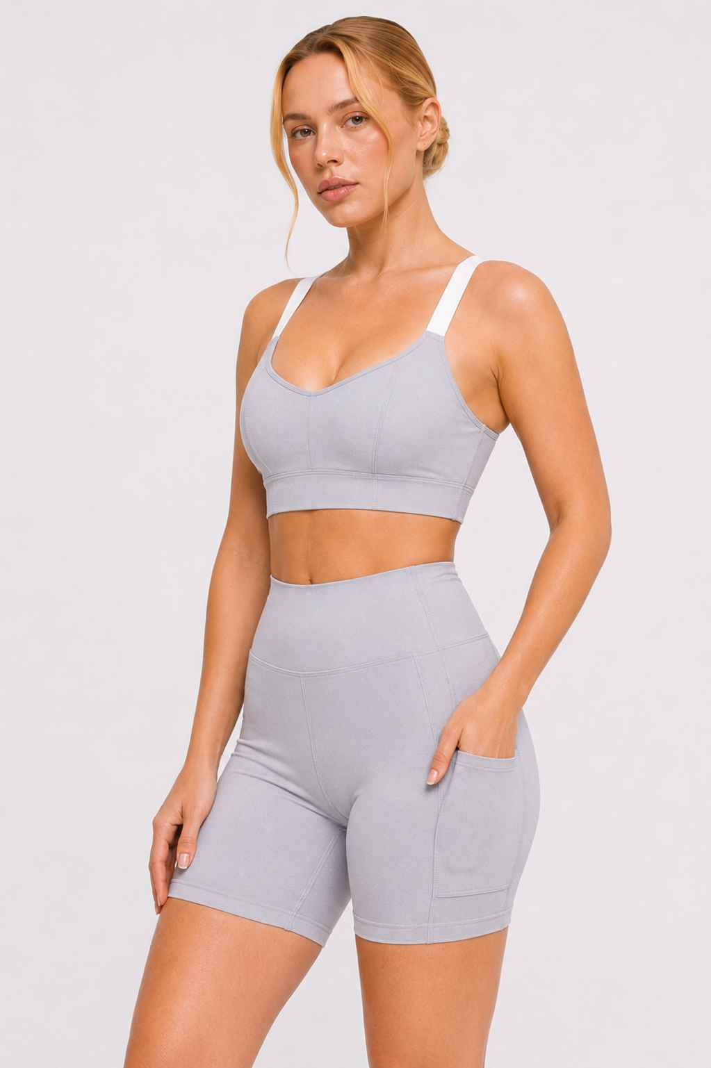 Conjunto Cadência Cinza – Top Alça Larga + Short com Bolso