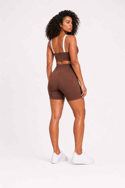 Conjunto Cadência Marrom – Top Alça Larga + Short com Bolso