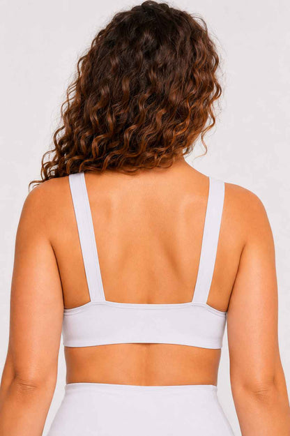 Conjunto Cadência Off White – Top Alça Larga + Short com Bolso