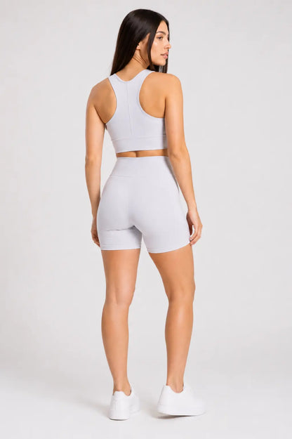 Conjunto Sintonia Off White – Top Nadador + Short Sem Bolso